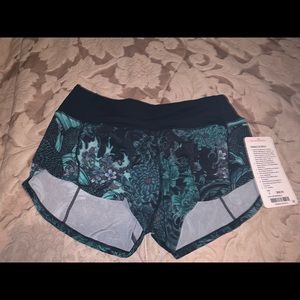 LuluLemon Speed Short